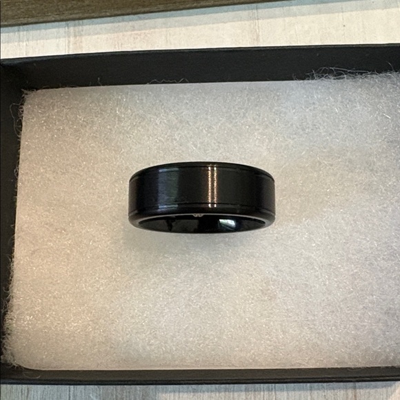 Men’s Wedding Band - Black stainless steel - Picture 3 of 4
